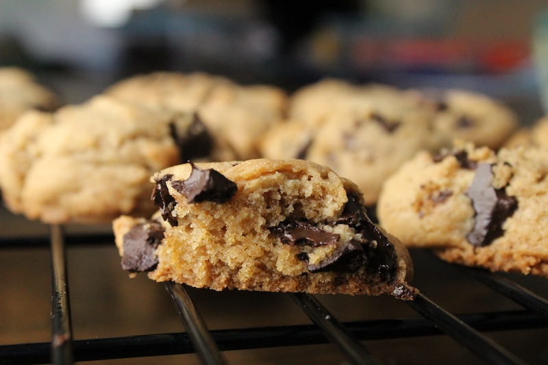 Brown Butter Chocolate Chip Cookies| www.tastyoasis.net