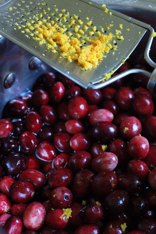 This Spiced Orange Cranberry Sauce is an easy make-ahead dish for your holiday table that's freezer-friendly so it can also bring you extra flavor and sweetness in the months to come. The combination of tart cranberries with bright citrus, the mild heat of ginger and cinnamon and the earthiness of freshly grated nutmeg with just enough sugar gives it the perfect balance. It's ideal as a side dish for turkey, but you can add it to a smoothie, oatmeal, chili or a bowl full of plain greek yogurt or vanilla ice cream and everyone will be happy. | www.tastyoasis.net